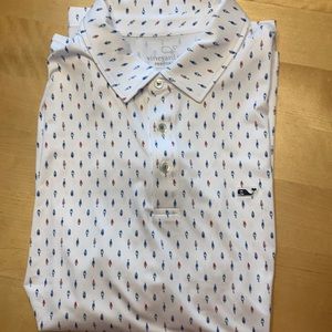 Vineyard Vines size M Buoy Polo